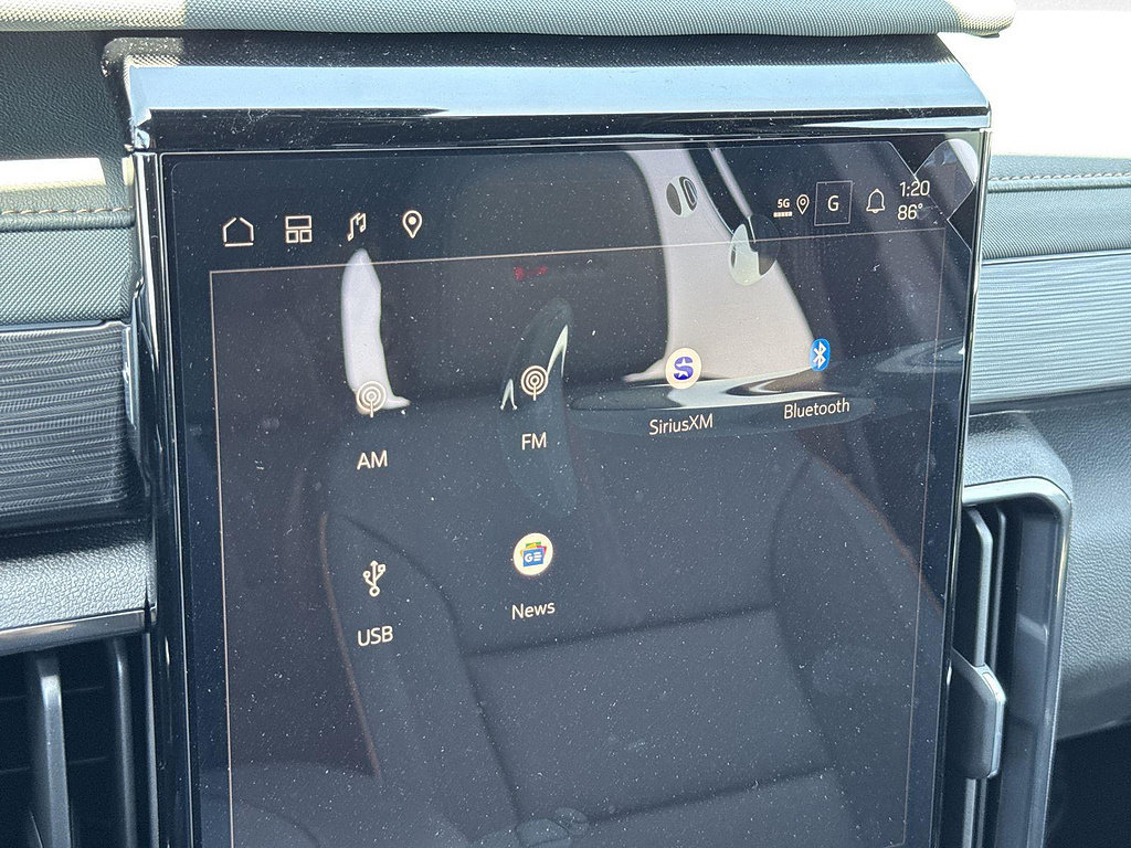 New 2026 GMC Acadia AT4 w/ Luxury Package AWD/4WD image 15