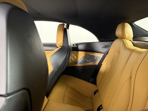 Used 2020 BMW M8 Convertible w/ M Driver's Package image 25