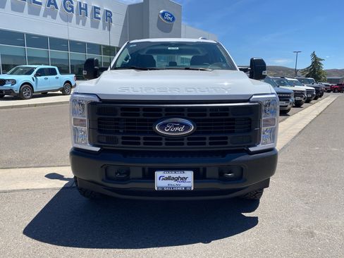 New 2026 Ford F250 XL w/ XL Off-Road Package AWD/4WD image 14
