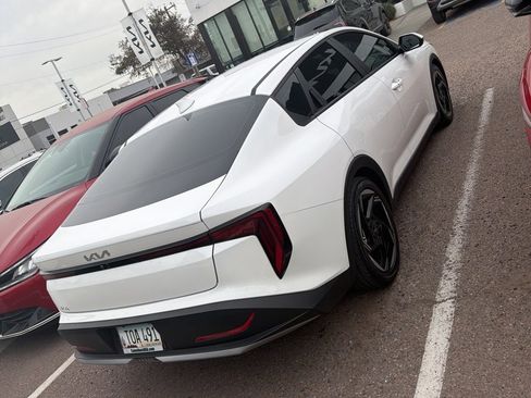 Used 2025 Kia K4 EX image 5