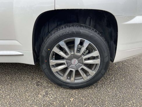 Used 2017 GMC Terrain Denali FWD image 9