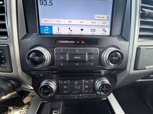 Used 2017 Ford F150 Lariat w/ Equipment Group 501A Mid AWD/4WD image 34