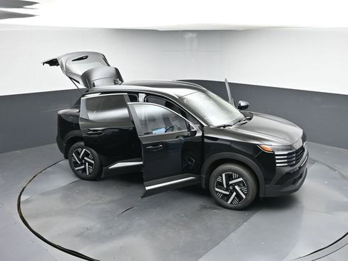 New 2026 Nissan Kicks SV image 54