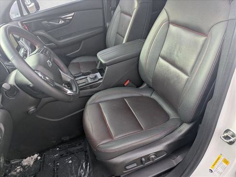 Used 2023 Chevrolet Blazer RS w/ Enhanced Convenience Package image 11