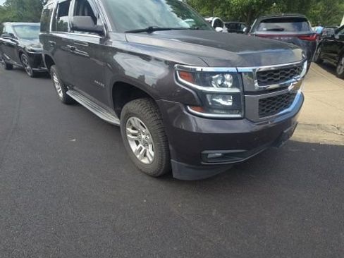 Used 2016 Chevrolet Tahoe LT w/ Luxury Package AWD/4WD image 3