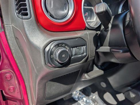 Used 2021 Jeep Wrangler Unlimited Rubicon AWD/4WD image 20