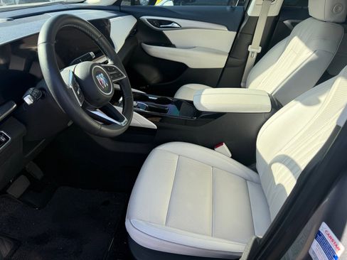 Used 2024 Buick Envision Avenir AWD/4WD image 6