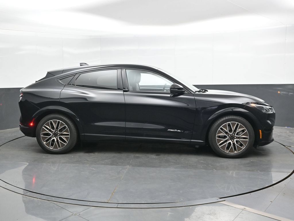 Used 2024 Ford Mustang Mach-E Premium AWD/4WD image 4