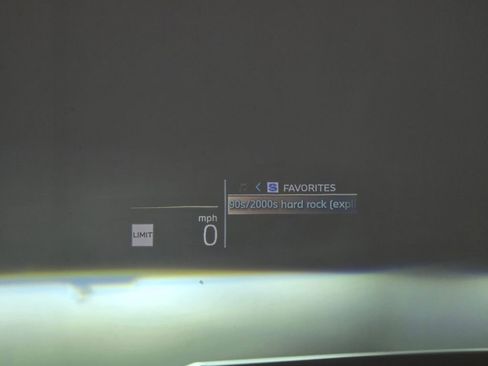 Certified 2025 BMW X1 xDrive28i w/ Premium Package image 38