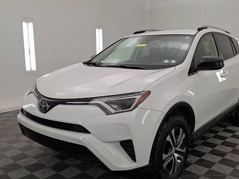 Used 2017 Toyota RAV4 LE w/ All Weather Liner Package image 8