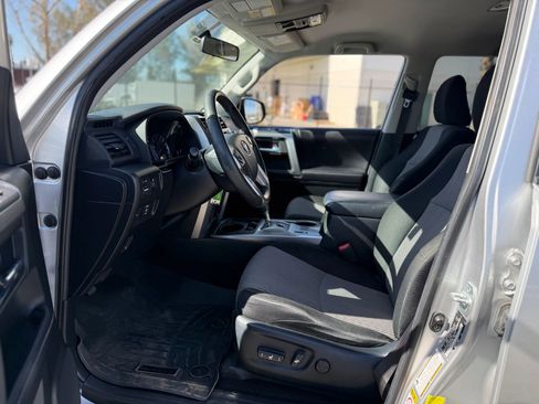 Used 2018 Toyota 4Runner SR5 image 12