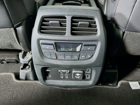 Used 2022 Honda Pilot Black Edition image 27