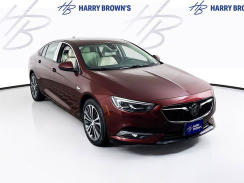 Used 2018 Buick Regal Essence w/ Driver Confidence Package #1 image 27