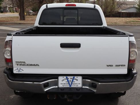 Used 2013 Toyota Tacoma 4x4 Double Cab w/ SR5 Pkg image 6
