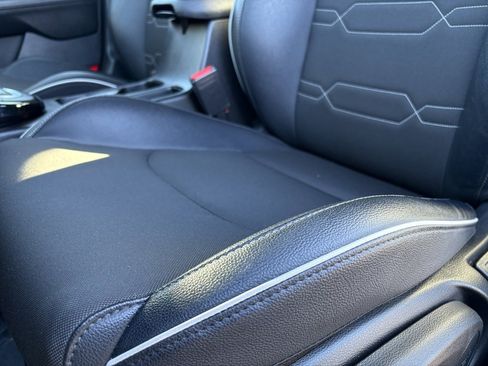 Used 2024 Kia Forte GT-Line image 24