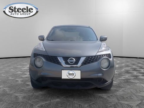 Used 2017 Nissan Juke S FWD image 14