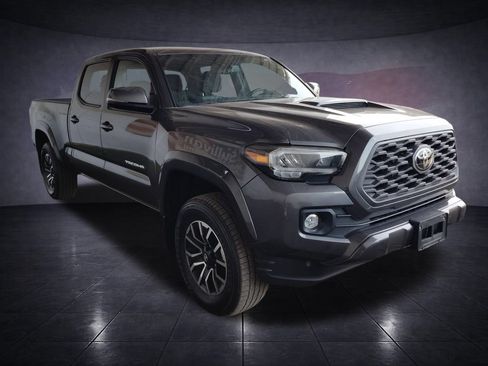 Used 2023 Toyota Tacoma TRD Sport AWD/4WD image 7