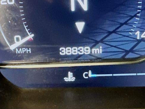 Used 2024 GMC Sierra 1500 Elevation image 19