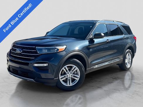 Certified 2023 Ford Explorer XLT w/ Equipment Group 202A AWD/4WD image 1