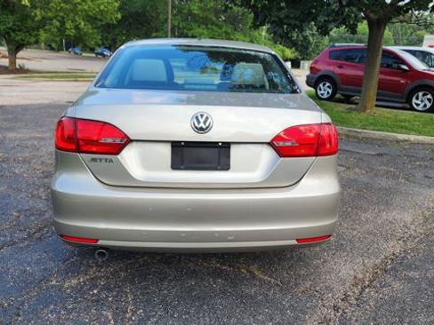 Used 2012 Volkswagen Jetta Sedan FWD image 8