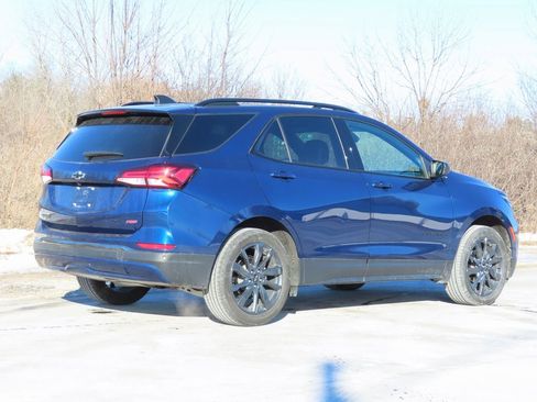 Certified 2022 Chevrolet Equinox RS w/ LPO, Floor Liner Package image 3