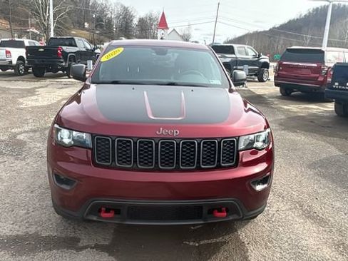 Used 2020 Jeep Grand Cherokee Trailhawk w/ Trailhawk Luxury Group image 3