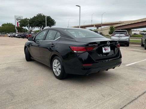 Used 2025 Nissan Sentra S FWD image 7