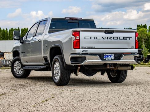 Used 2020 Chevrolet Silverado 3500 LTZ w/ LTZ Plus Package AWD/4WD image 8