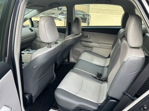 Used 2016 Toyota Prius V Four image 14