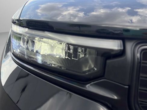 Used 2024 Jeep Grand Cherokee Limited w/ Black Appearance Package RWD image 25