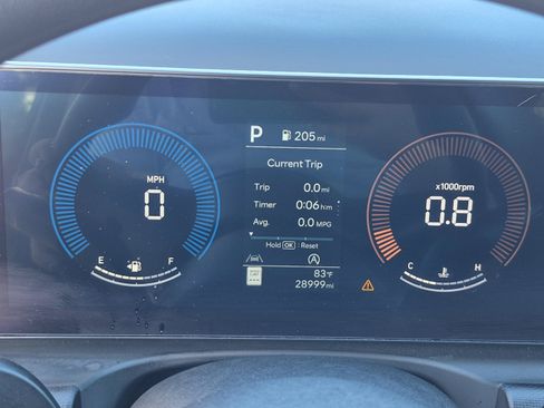 Certified 2025 Hyundai Tucson SE AWD/4WD image 33