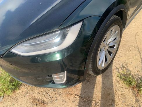 Used 2021 Tesla Model X Long Range AWD/4WD image 2