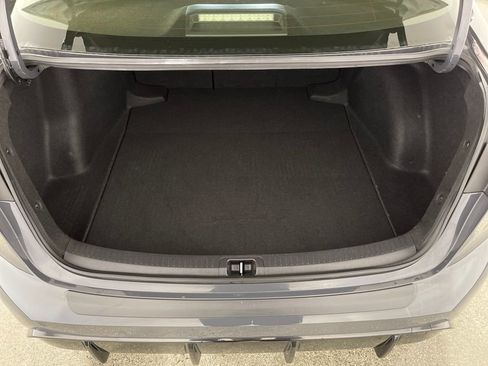 Used 2023 Toyota Corolla SE w/ SE Premium Package FWD image 10