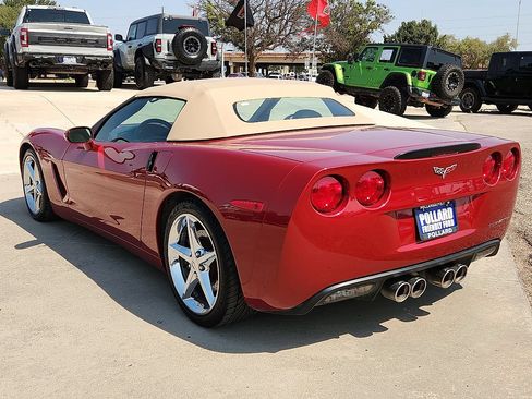 Used 2012 Chevrolet Corvette Convertible w/ 3LT Preferred Equipment Group RWD image 2