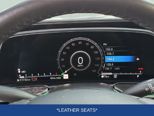 Certified 2021 Cadillac Escalade Premium Luxury w/ Driver Assist Tech Package AWD/4WD image 9