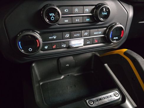 Used 2023 Ford Bronco Badlands AWD/4WD image 26