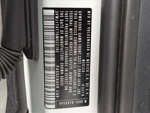 Used 2016 Volkswagen Beetle 1.8T SE image 17