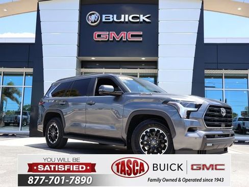 Used 2025 Toyota Sequoia SR5 w/ SR5 Premium Package AWD/4WD image 1