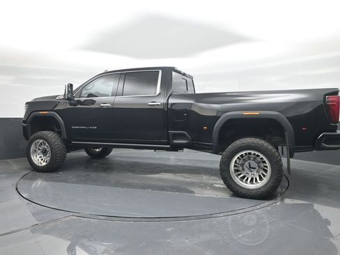 Used 2024 GMC Sierra 3500 Denali w/ Denali Reserve Package AWD/4WD image 27