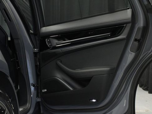 New 2026 Porsche Panamera 4 AWD/4WD image 15