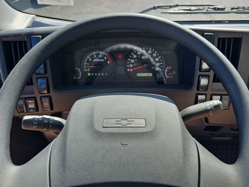 New 2025 Chevrolet Low Cab Forward image 11