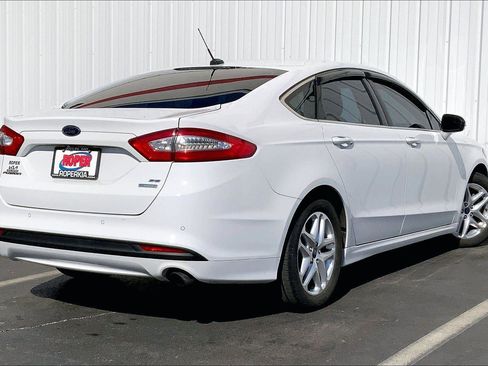 Used 2015 Ford Fusion SE w/ Equipment Group 202A image 11
