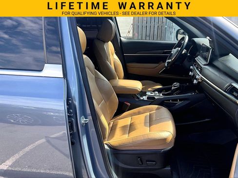 Used 2022 Kia Telluride SX w/ Towing Package FWD image 7