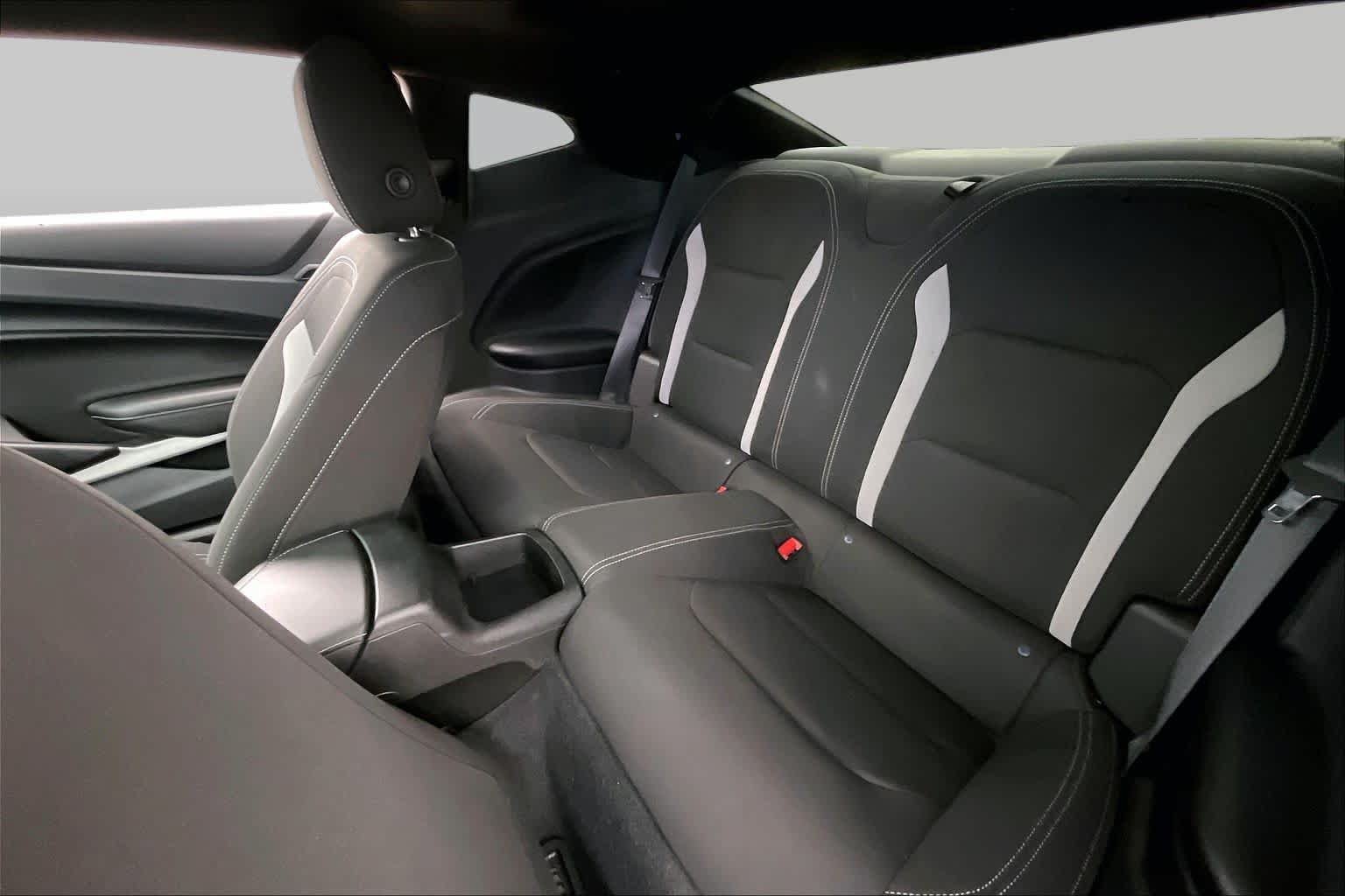 Used 2023 Chevrolet Camaro LT w/ Technology Package RWD image 20