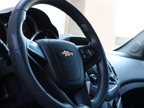 Used 2011 Chevrolet Cruze LS w/ Connectivity Package FWD image 18