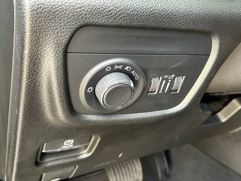 Certified 2023 Jeep Grand Cherokee L Laredo image 46