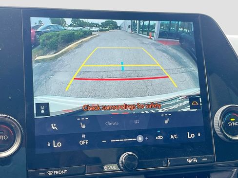 Used 2024 Lexus NX 250 FWD w/ Towing Package (2000 Lbs) image 14