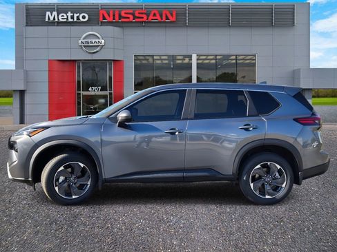 New 2026 Nissan Rogue SV image 3