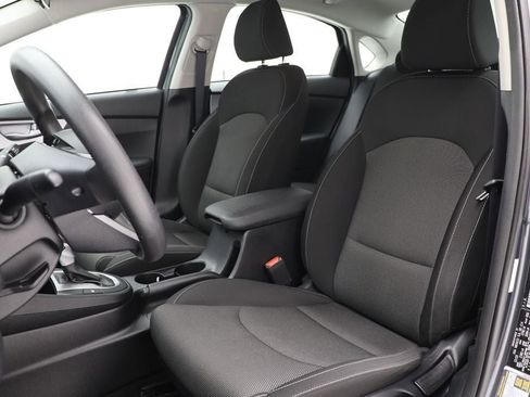 Used 2024 Kia Forte LXS image 16