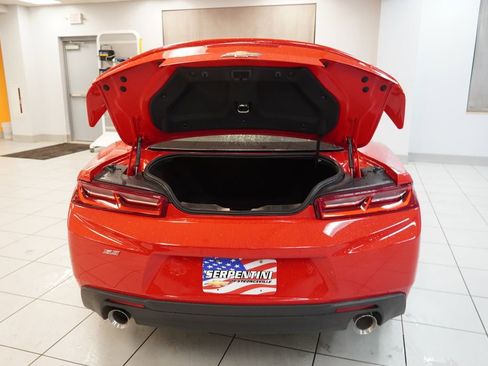 Used 2017 Chevrolet Camaro SS RWD image 10